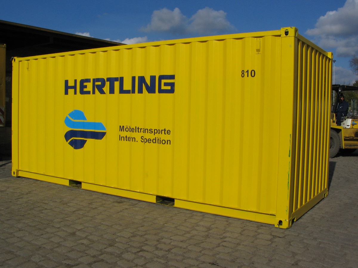 20-foot storage container in Berlin Charlottenbrug