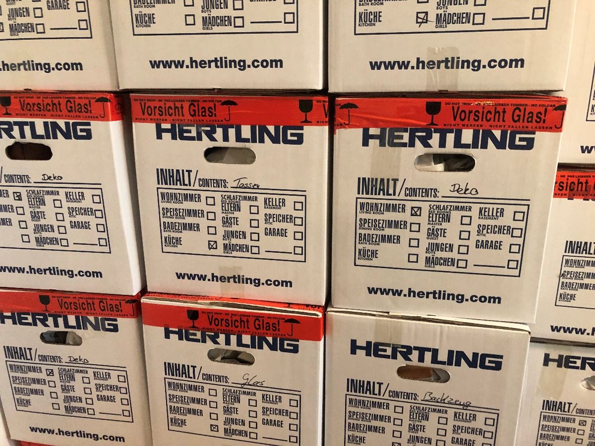 Umzugskartons gepackt